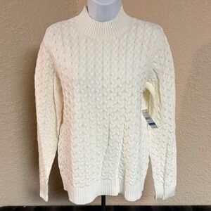 4/$15 Studio Works Cream Cable Knit Sweater